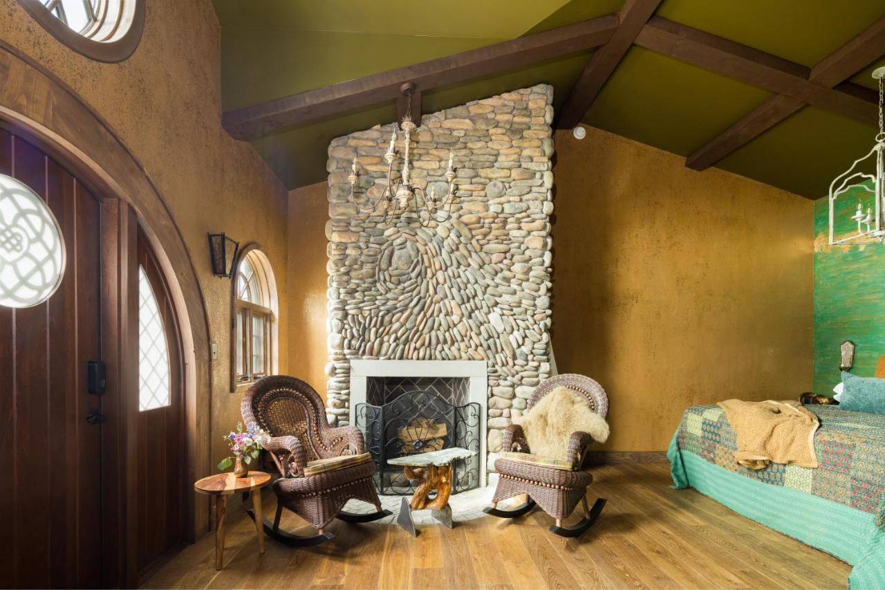 Ancient Lore Village Knoxville Exterior photo
