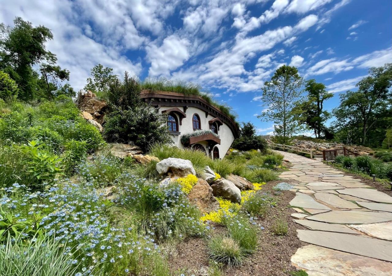 Ancient Lore Village Knoxville Exterior photo